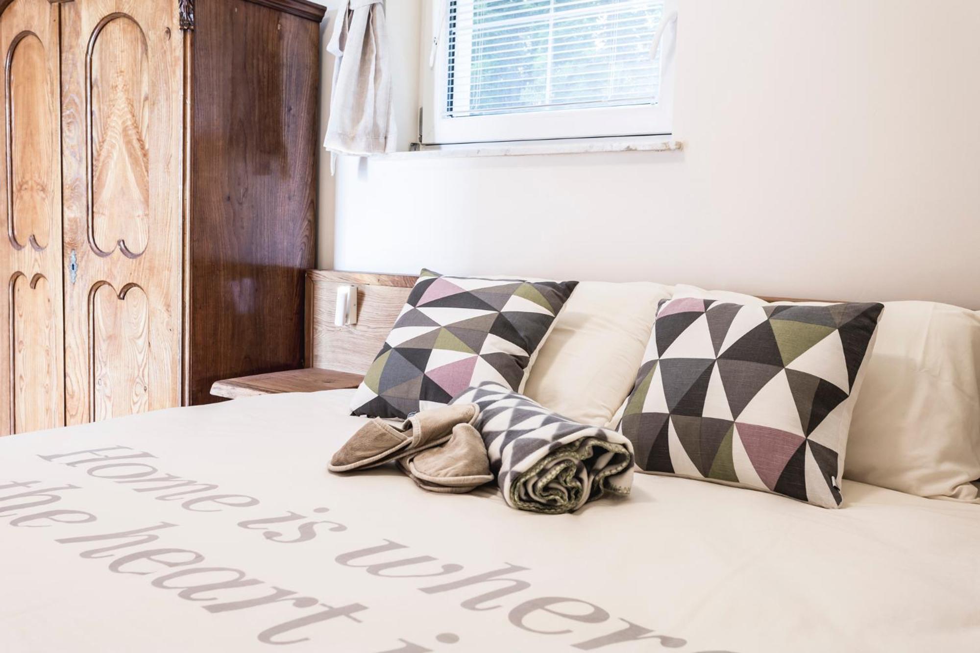 Terasse Jeruzalem Apartments Hermanci Bagian luar foto