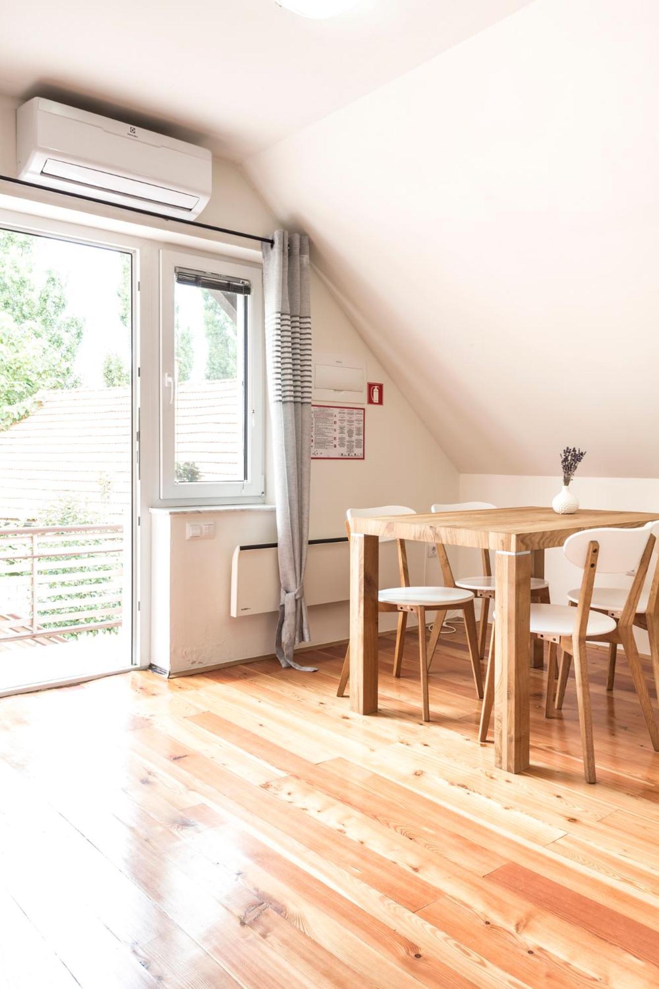 Terasse Jeruzalem Apartments Hermanci Bagian luar foto