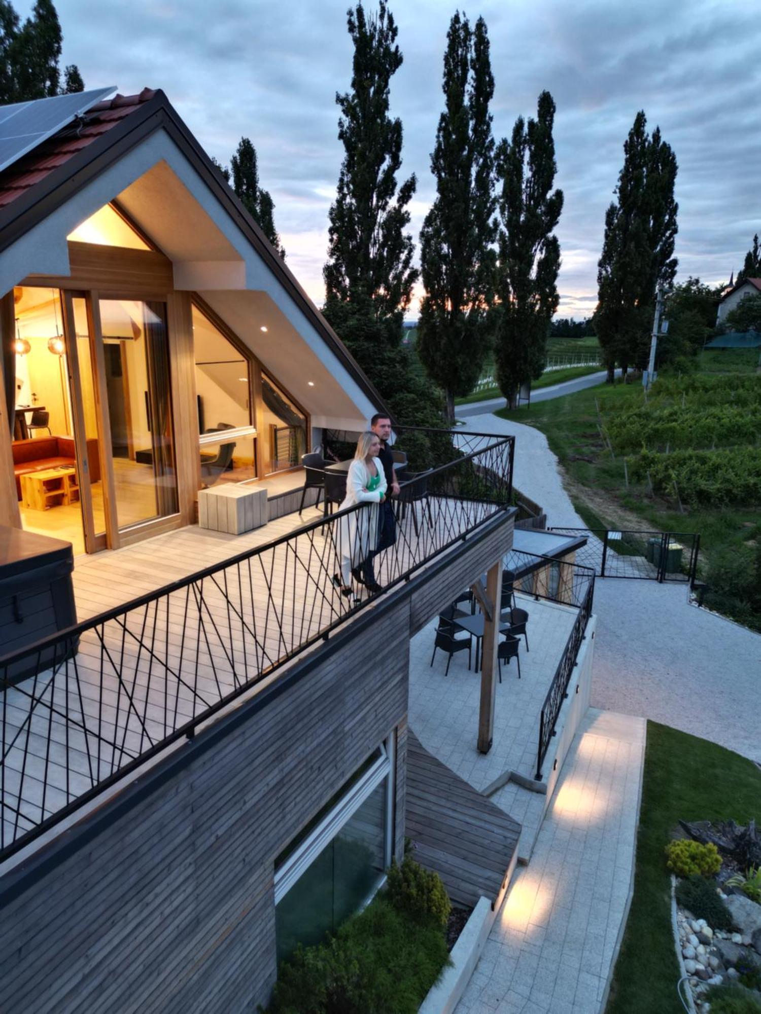 Terasse Jeruzalem Apartments Hermanci Bagian luar foto